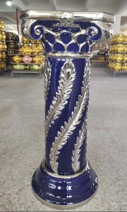 Pedestal columna en espiral - Image 2